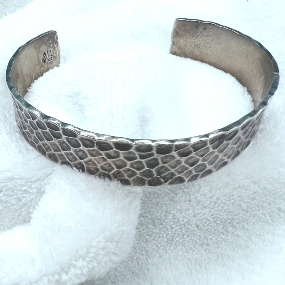 Silpada Sterling Silver Cuff‎ Bracelet Hammered B0851 35g Sz 7